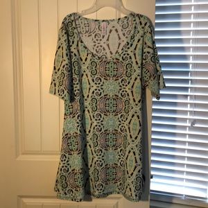 Lularoe Perfect T!